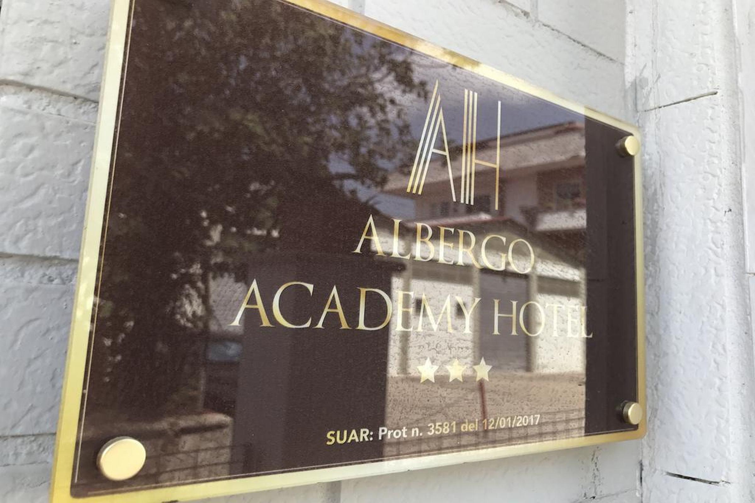 Academy Hotel Fiumicino Eksteriør billede